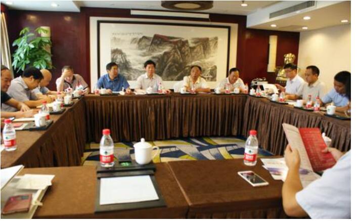 校领导带队走访河南安徽湖北三省校友会及友好单位